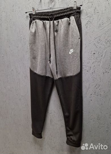 Спортивный костюм Nike