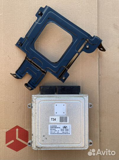 Кронштейн эбу Hyundai ix35 G4KD 2.0 2WD 2013