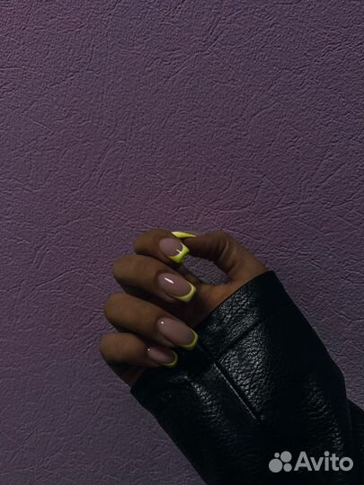 Маникюр, наращивание ногтей