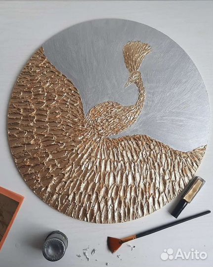 Картины пано из дерева Золотой Павлин 40 см