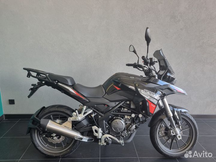 Benelli TRK 251