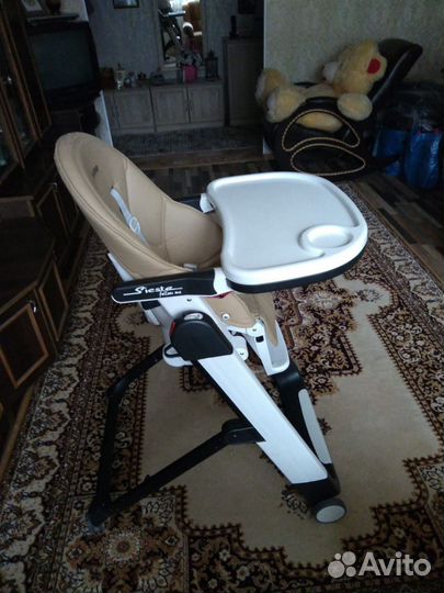 Стульчик для кормления peg perego