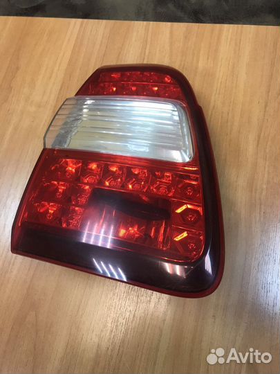 Фонарь левый диодный Toyota Land Cruiser 100