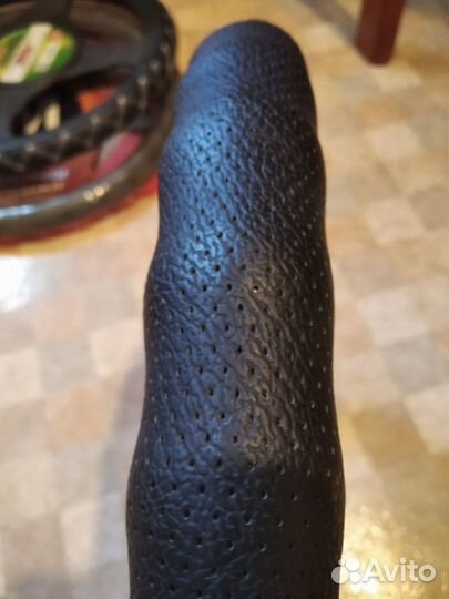 Оплетка на руль кожанная