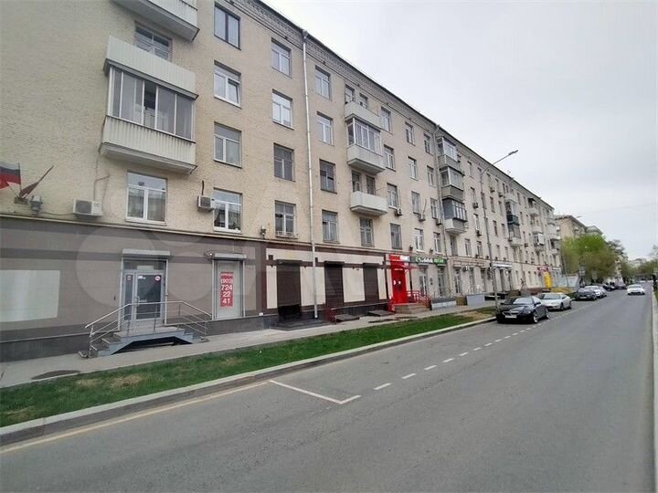 Комната 21 м² в 4-к., 2/5 эт.