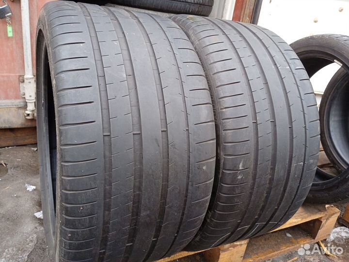 Michelin Pilot Super Sport 295/35 R20