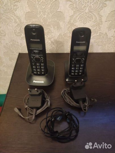 Радиотелефон panasonic 2 трубки pnlc1023 za