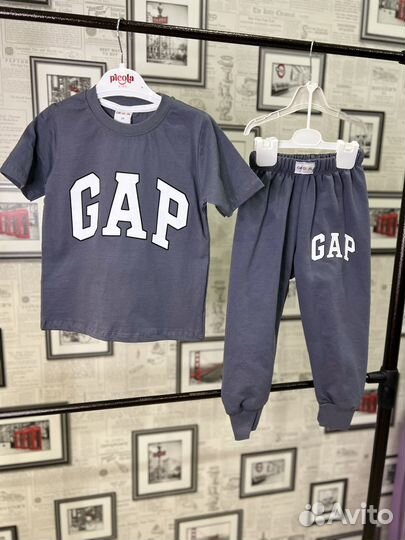 Костюм для мальчика gap