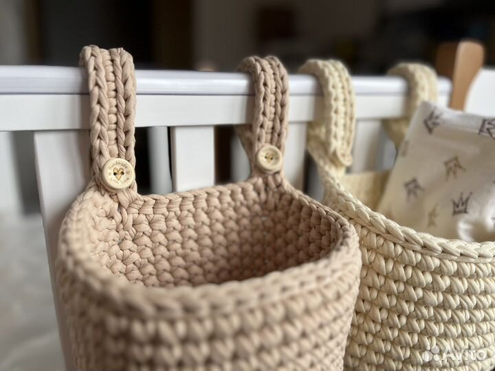 Вязаная корзина