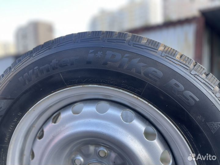 Комплект зимних колес 215/65R16