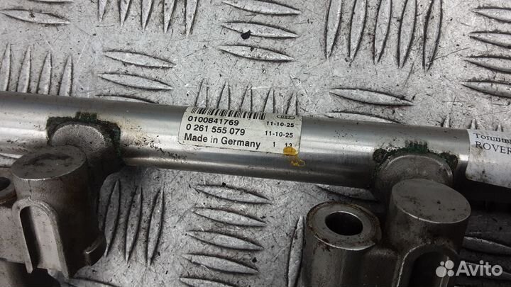 Топливная рампа бензиновая land rover range rover 3 2012