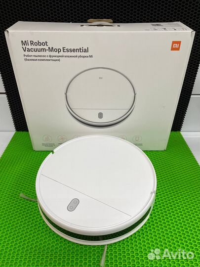 Робот-пылесос Xiaomi Mi Robot Vacuum-Mop Essential
