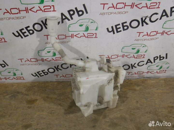 Бачок омывателя лобового стекла VW Polo/Rapid