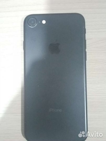 Телефон iPhone 7 32gb