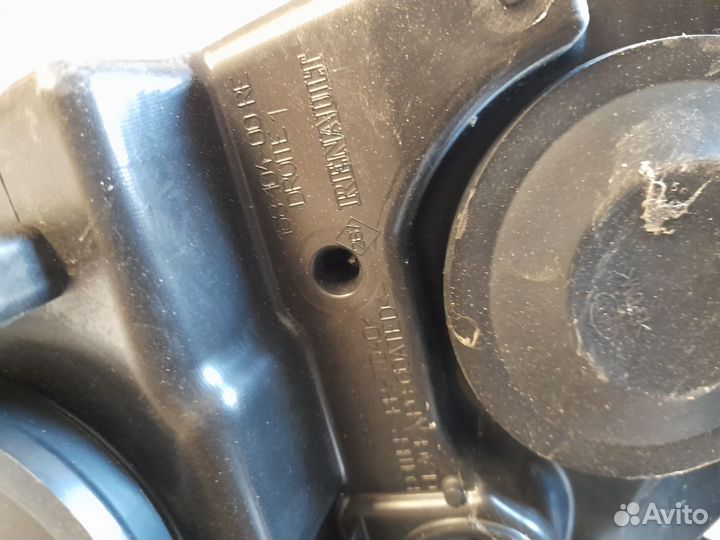 Новая фара правая Scenic II 2003-2009