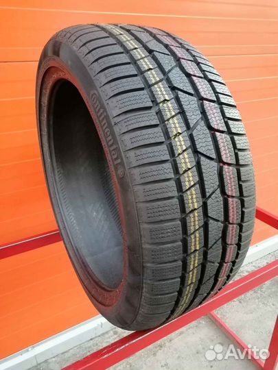 Continental ContiWinterContact TS 830 P 245/40 R19 99W