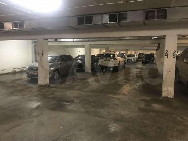 Машиноместо, 15 м²