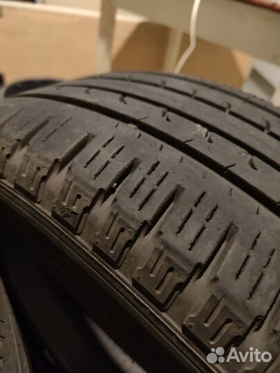 Goodyear EfficientGrip SUV 4x4 225/60 R18