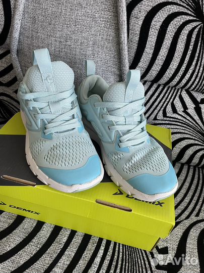 Оригинальные кроссовки Demix