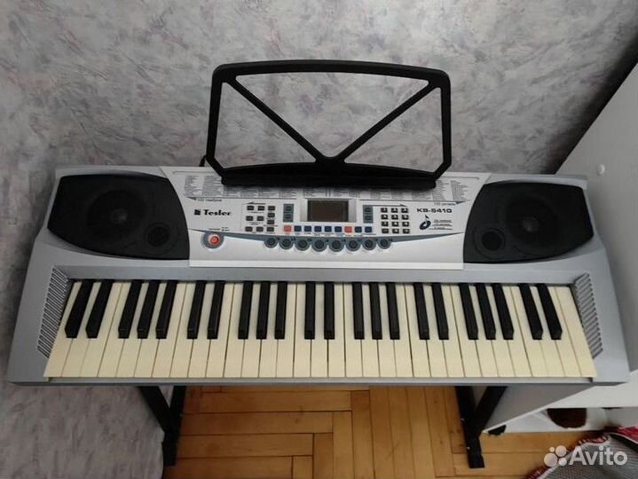 Синтезатор tesler KB-5410