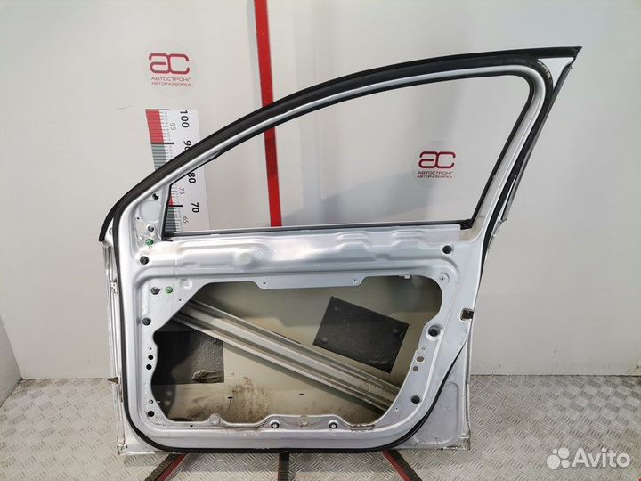Дверь передняя правая Volkswagen Passat
