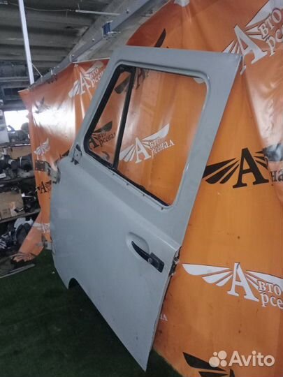 Дверь боковая передняя левая УАЗ 452 2012