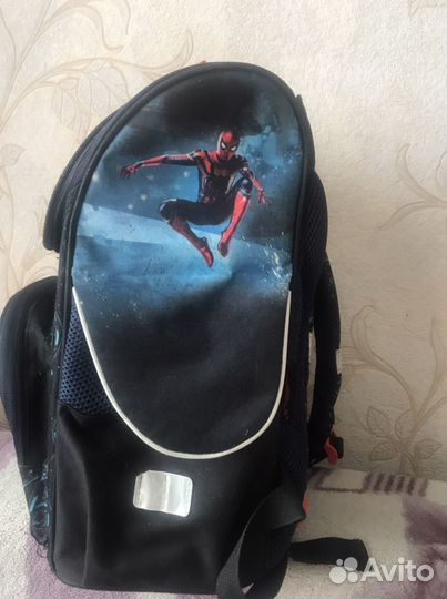 Школьные принадлежности