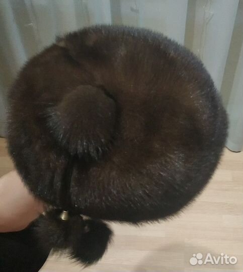 Продам Женскую норковую шапку (берет)
