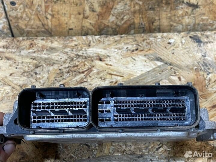 Блок управления двигателем Opel Zafira 2 (B) 2006