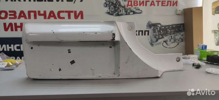 Накладка крышки багажника Toyota Rav4 30