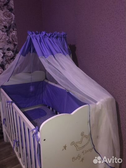 Кровать с балдахином