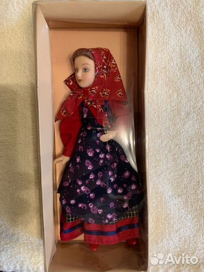 Куклы в народных костюмах деагостини