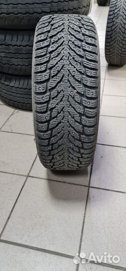 Nokian Tyres Hakkapeliitta 9 215/55 R17