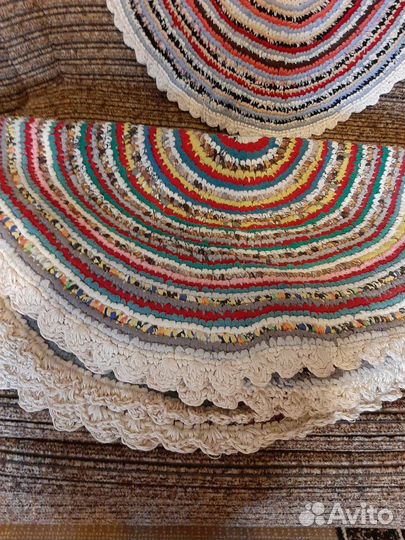 Коврик ручной работы