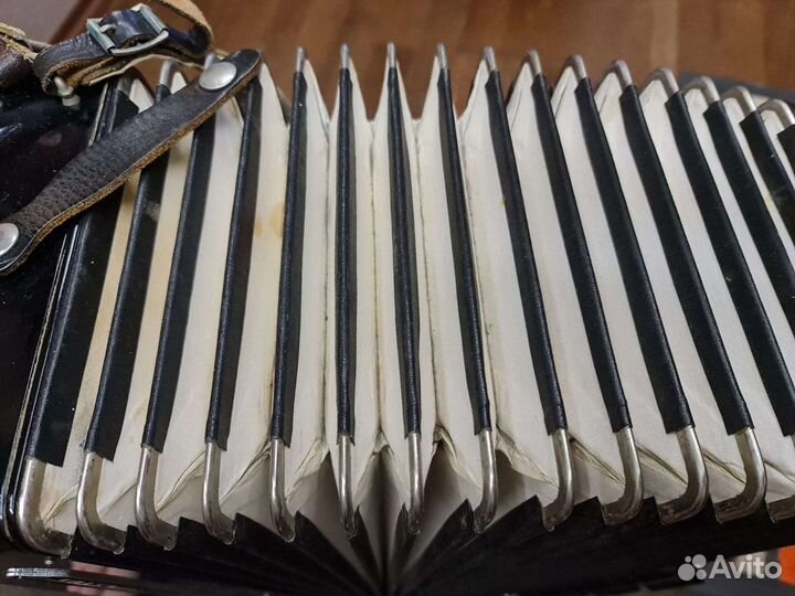 Аккордеон weltmeister stella в коробе