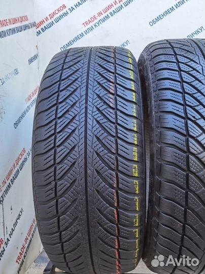 Goodyear UltraGrip Performance 225/55 R17 97T