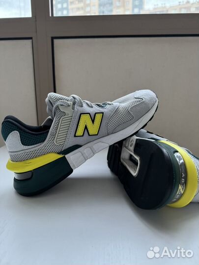 Кроссовки new balance