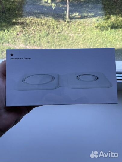 Беспроводная зарядка Apple