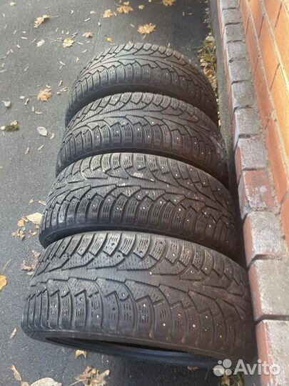 Nokian Tyres Hakkapeliitta 5 215/50 R17