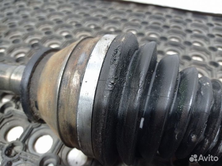 Полуось (привод) передняя правая R