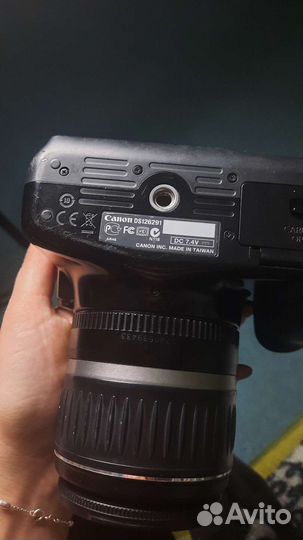 Зеркальный фотоаппарат canon 1100d