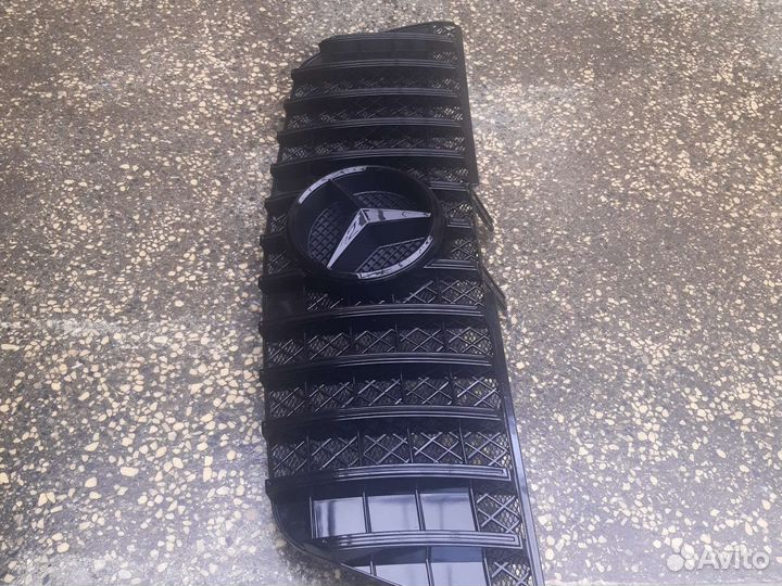 Решетка Mercedes ML 164 рестайлинг GT черная