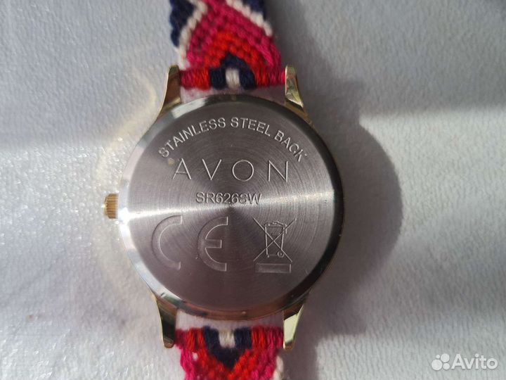 Часы женские avon