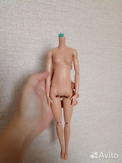 Barbie made to move тело