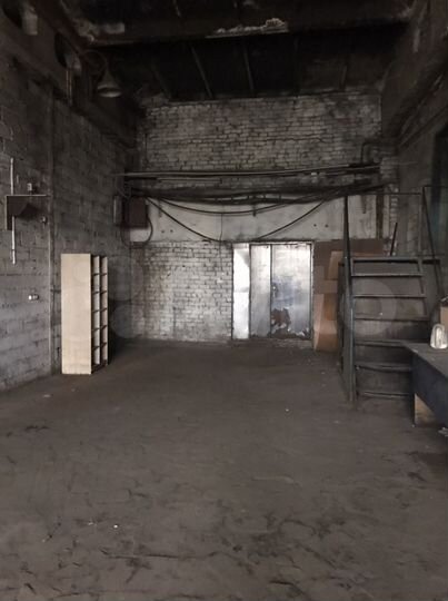 Свободного назначения, 1300 м²