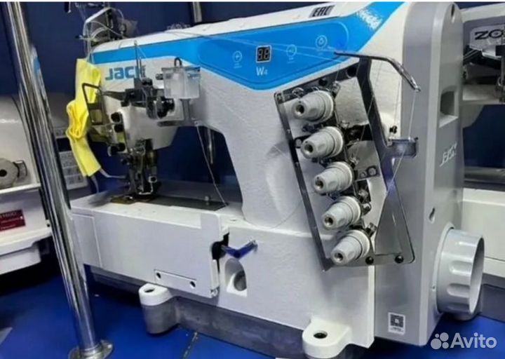 Промышленная швейная машина Jack W4-D-01GB
