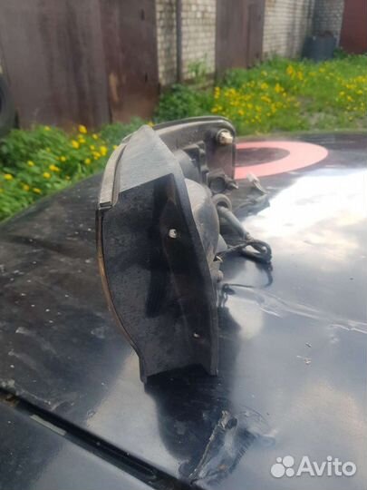 Фонарь задний левый тайота камри 3