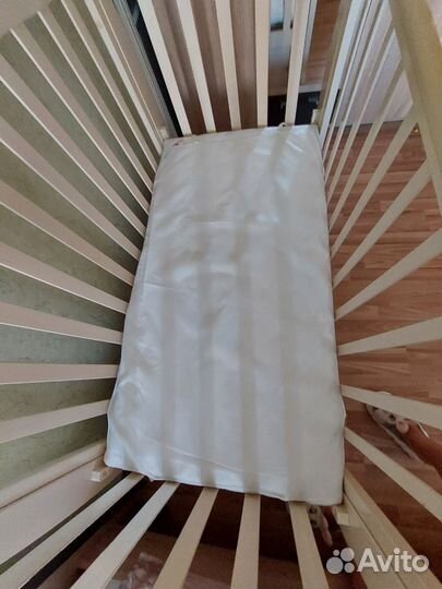 Кровать детская с пеленальным столиком