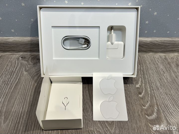 Планшет iPad Air (модель A1475) 64Gb + LTE