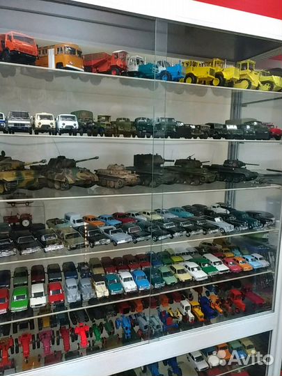 Коллекционные модели машинок